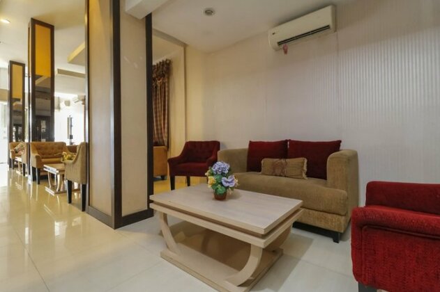 RedDoorz Plus @ Grand Populer Hotel - Photo4