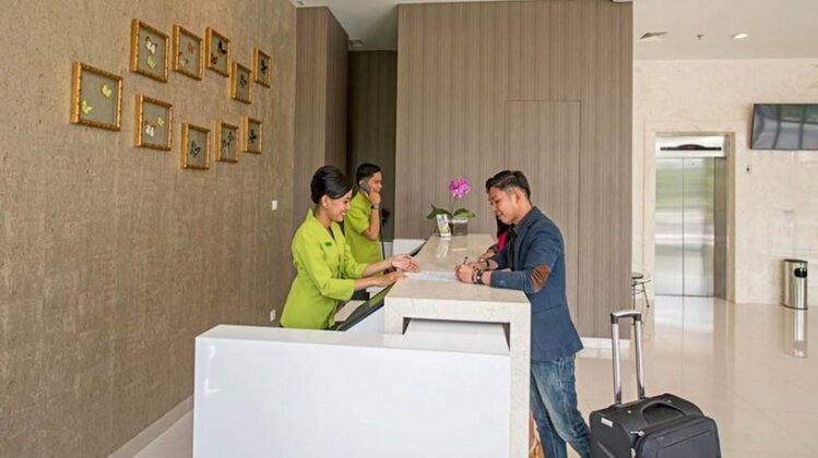 Whiz Prime Hotel Hasanuddin Makassar - Photo5