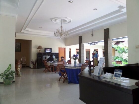 Armi Hotel Malang - Photo4