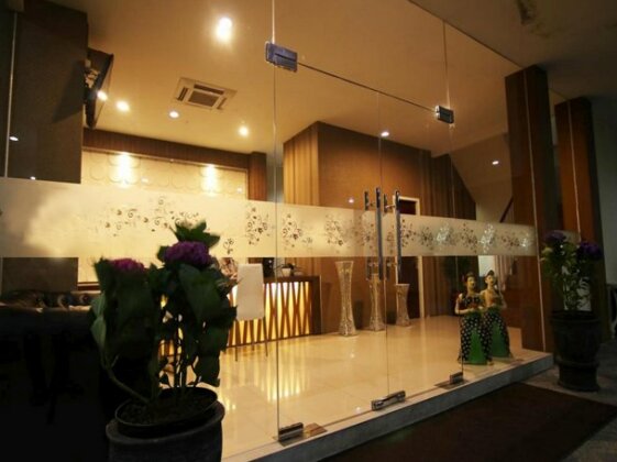 Bluebells Express Hotel Syariah - Photo5
