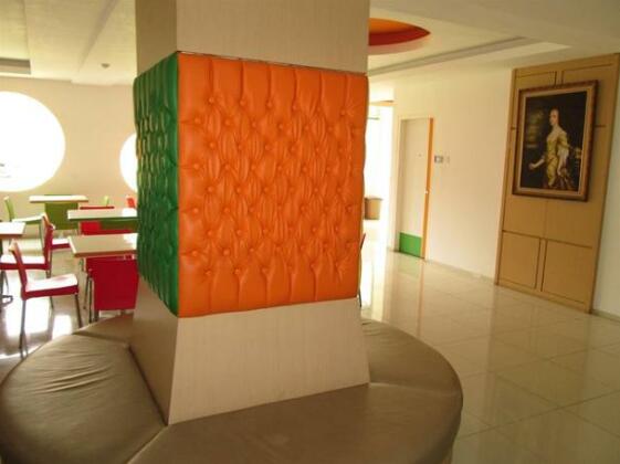 Dewarna Sutoyo Malang - Photo3