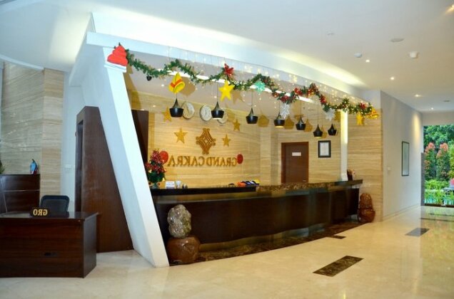 Grand Cakra Hotel Malang - Photo2