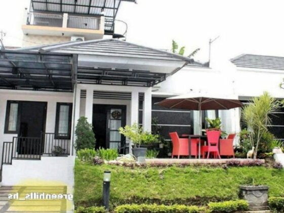 Green Hills Home Malang - Photo2