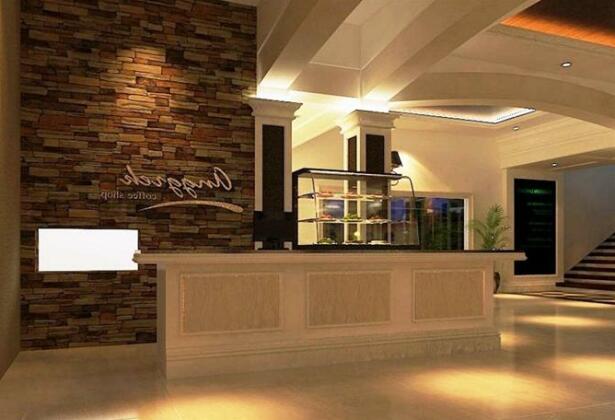 Hotel Trio Indah - Photo2