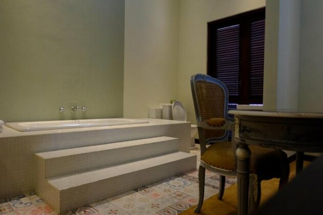 Mom's Corner - Photo5