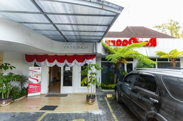 RedDoorz Plus @ Idjen Boulevard Malang