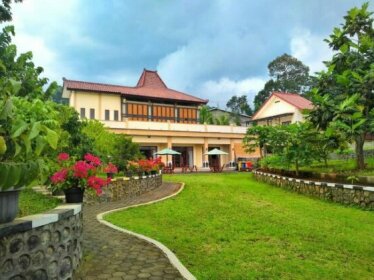 Villa Omah Gayeng