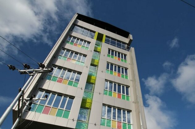  Photo 1