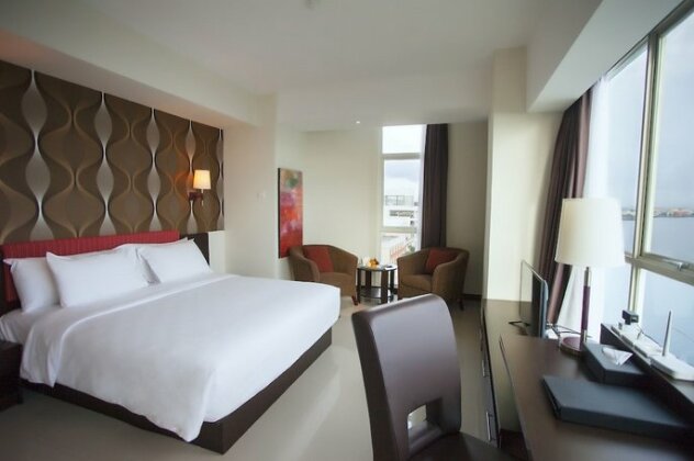 Best Western The Lagoon Hotel - Photo4