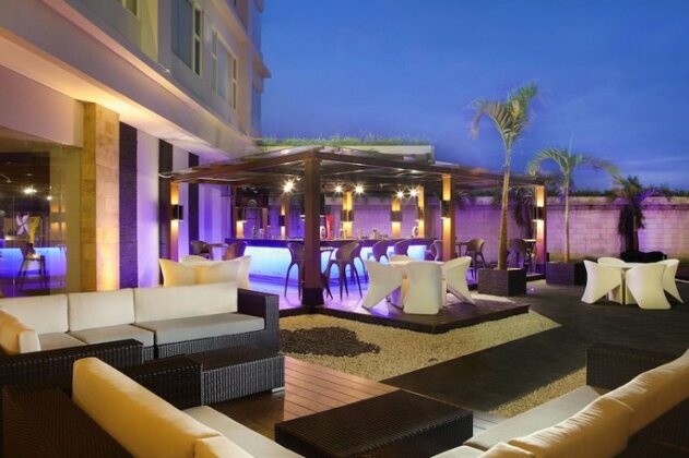 Four Points by Sheraton Manado - Photo2