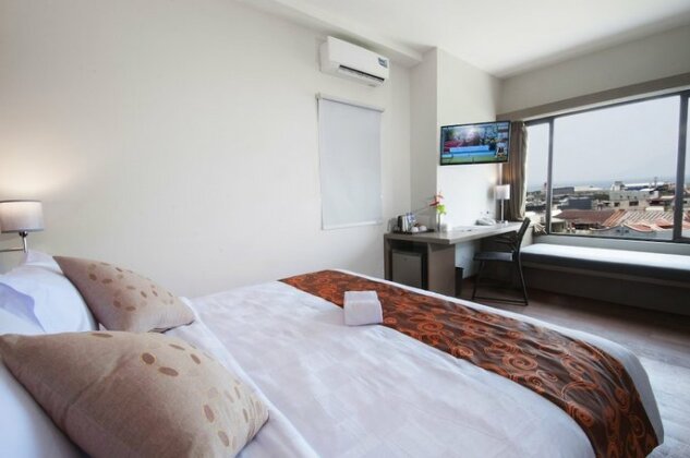 Genio Hotel Manado - Photo5