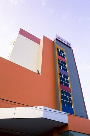 Hotel Sakura Manado - Photo2