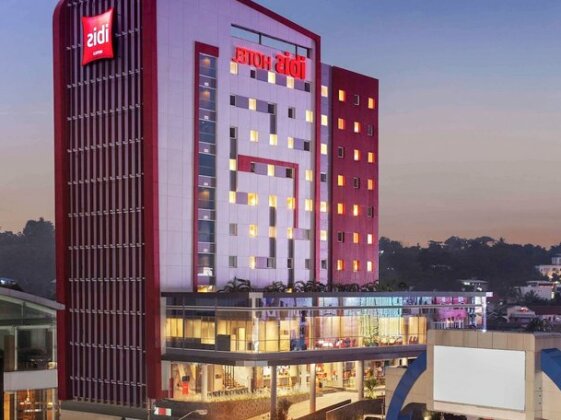 Ibis Manado City Center Boulevard - Photo2
