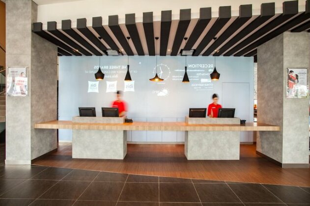 Ibis Manado City Center Boulevard - Photo4