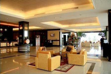 Lion Hotel & Plaza - Photo3