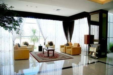 Lion Hotel & Plaza - Photo5