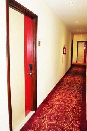 Maleosan Inn Manado Hotel - Photo3