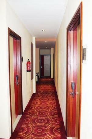 Maleosan Inn Manado Hotel - Photo4