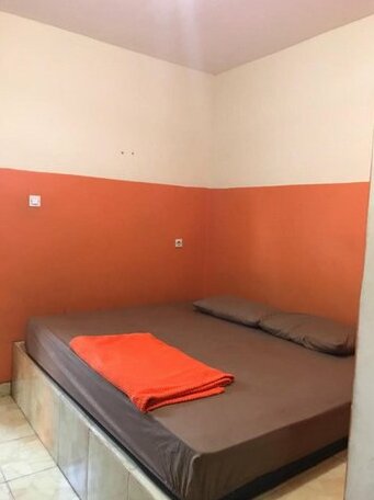  Photo 1