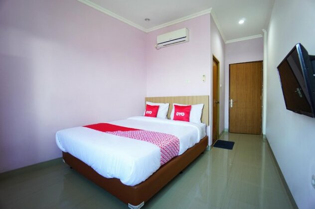 OYO 1573 Mahera Residence - Photo2
