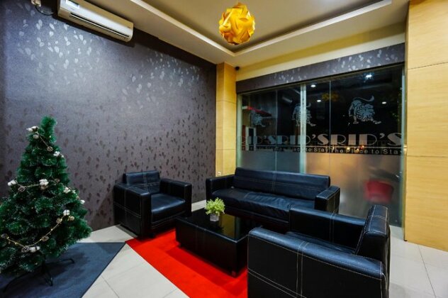 OYO 1769 Rid's Hotel - Photo4