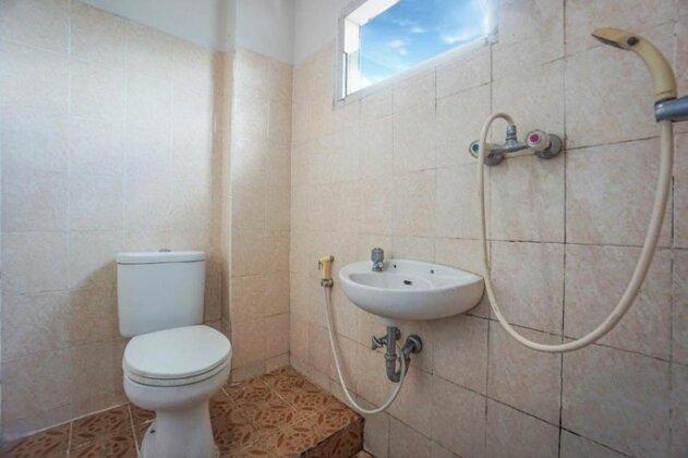 OYO 2475 Hotel Shangrila - Photo5