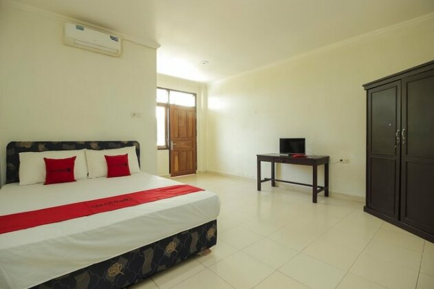 RedDoorz @ Malalayang Manado - Photo5