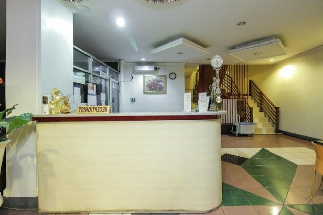 RedDoorz near Bethesda Manado - Photo4