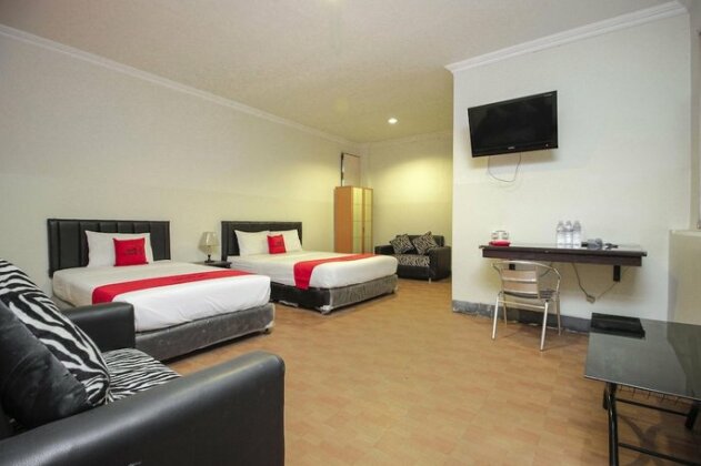 RedDoorz near Bethesda Manado - Photo5