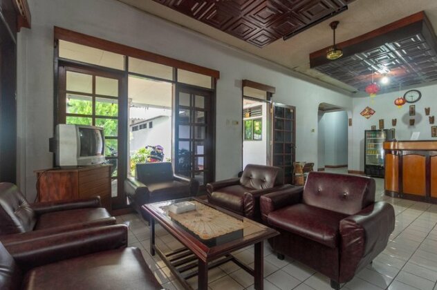 RedDoorz near Jalan Samratulangi 2 Manado - Photo5