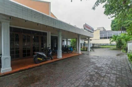 RedDoorz near Jalan Samratulangi 2 Manado
