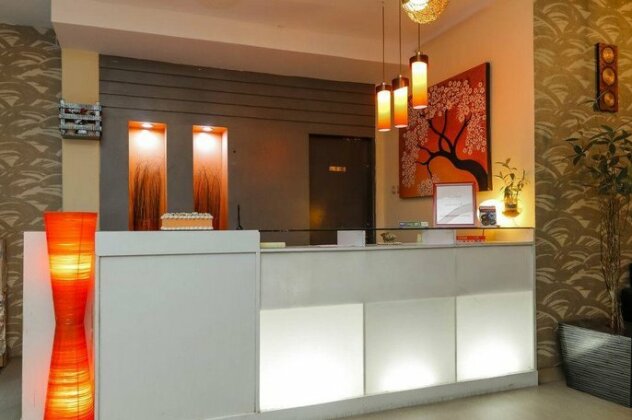 RedDoorz near Manado Town Square - Photo4