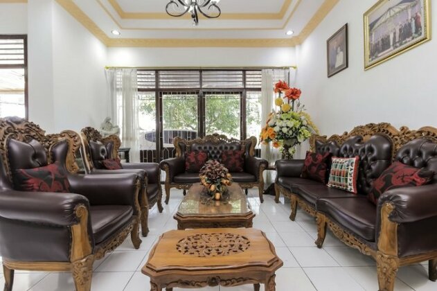 RedDoorz near Sam Ratulangi Airport - Photo3