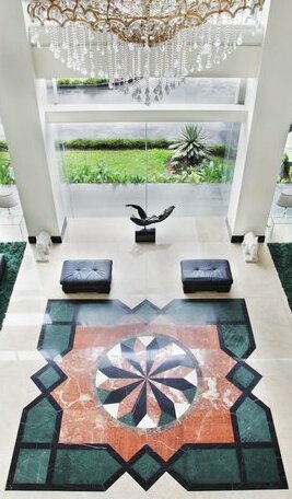 Sintesa Peninsula Hotel - Photo4