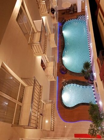 Victoria Inn Manado - Photo2
