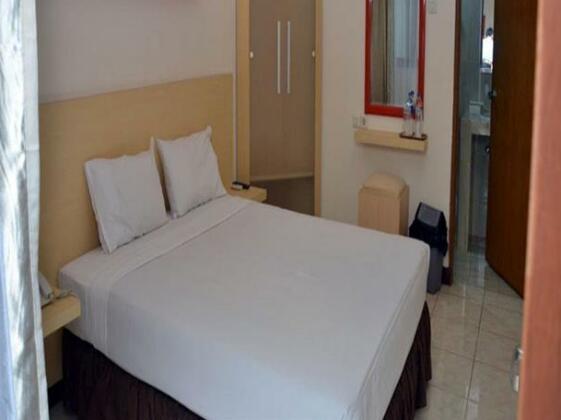 Mansinam Beach Resort - Photo4