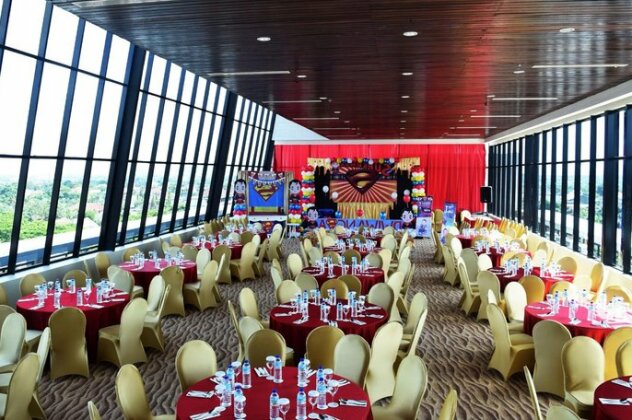 Aston Inn Mataram - Photo4