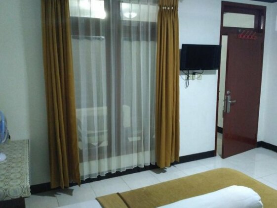 Kurnia Jaya Hotel - Photo2