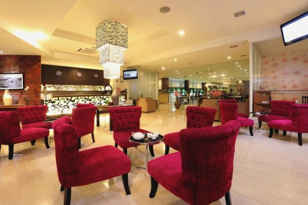 Lombok Plaza Hotel and Convention - Photo5