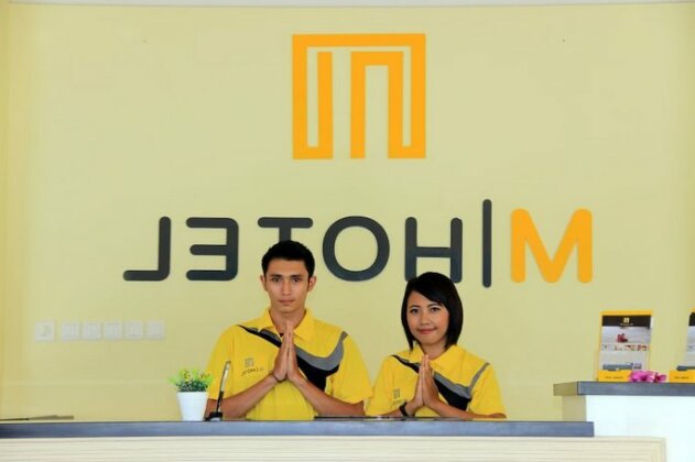 M Hotel Mataram - Photo2