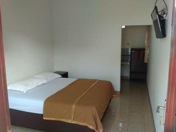 Ninety Nine Guesthouse - Photo2