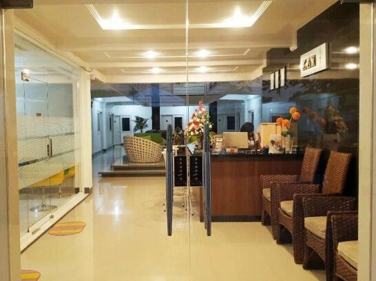 OYO 965 Gading Residence - Photo5