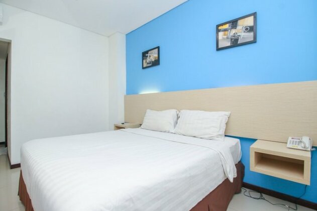 Pratama Hotel and Convention - Photo3