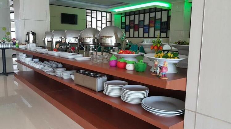 Puri Indah Hotel & Convention - Photo5