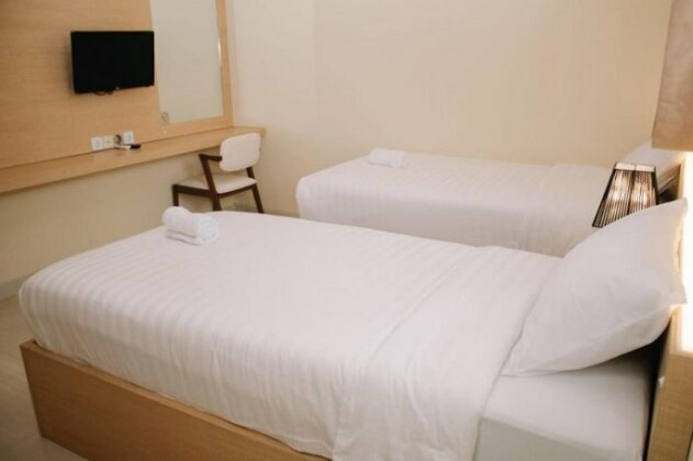 Merlin Hotel Maumere
