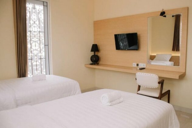 Merlin Hotel Maumere - Photo3