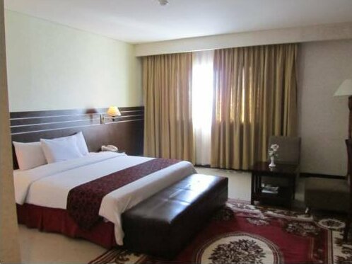Hotel Grand Antares - Photo2