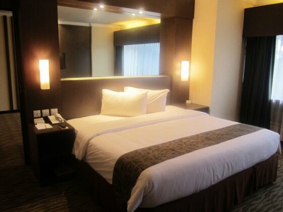 Hotel Polonia Medan managed by Topotels - Photo5