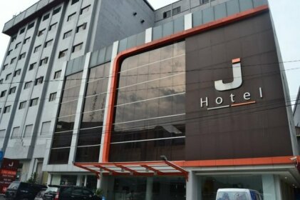 J Hotel Medan