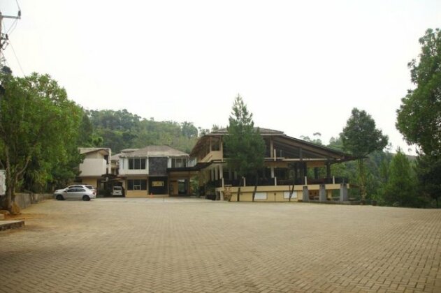 Albero Hotel Bogor - Photo4